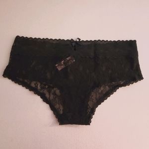 Victoria secret hiphuggers gingle M NWT rare